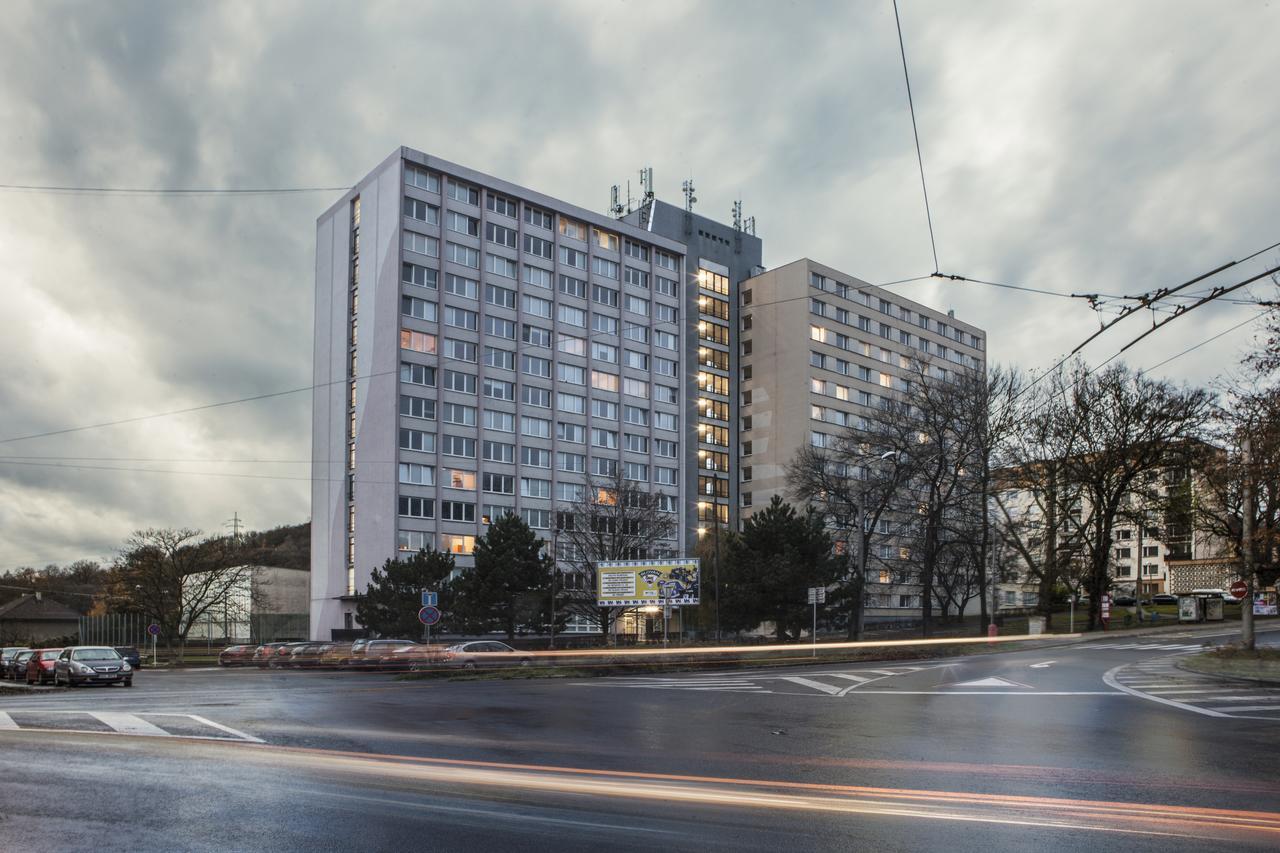 Ústí nad Labem Koleje Ujep旅舍 外观 照片